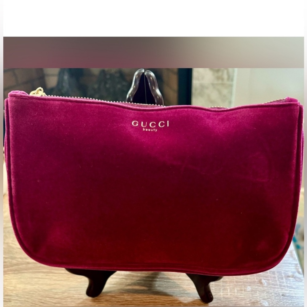 Gucci Beauty cosmetic bag
